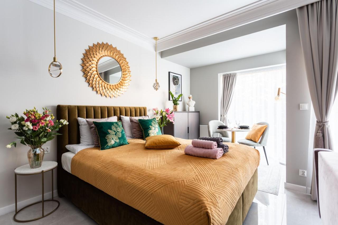 Golden Apartment, So Close To Rynek! Free Parking Included. Apartment *