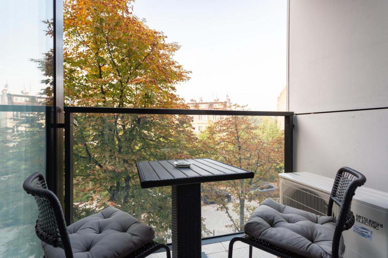 Golden Apartment, So Close To Rynek! Free Parking Included. Apartament